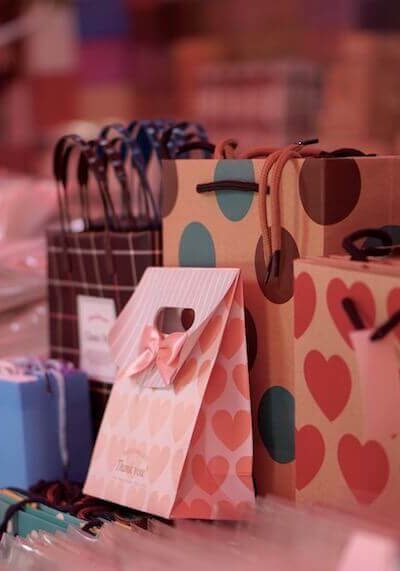 How To Find Cute Korean Stationery Shops In Seoul | Is Seoul on your bucket list? Are you travelling to Seoul and you're researching about art supply stores in Korea? Read this post for tips and suggestions on finding cute Korean stationery in Seoul!