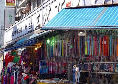 Namdaemun market in Seoul - clothes shopping