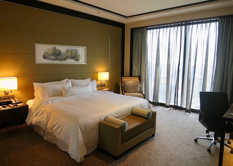 Westin Singapore review - comfy bed