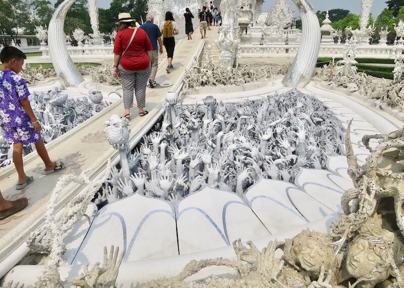 Wat Rong Khun White Temple In Chiang Rai – ghoulist hands