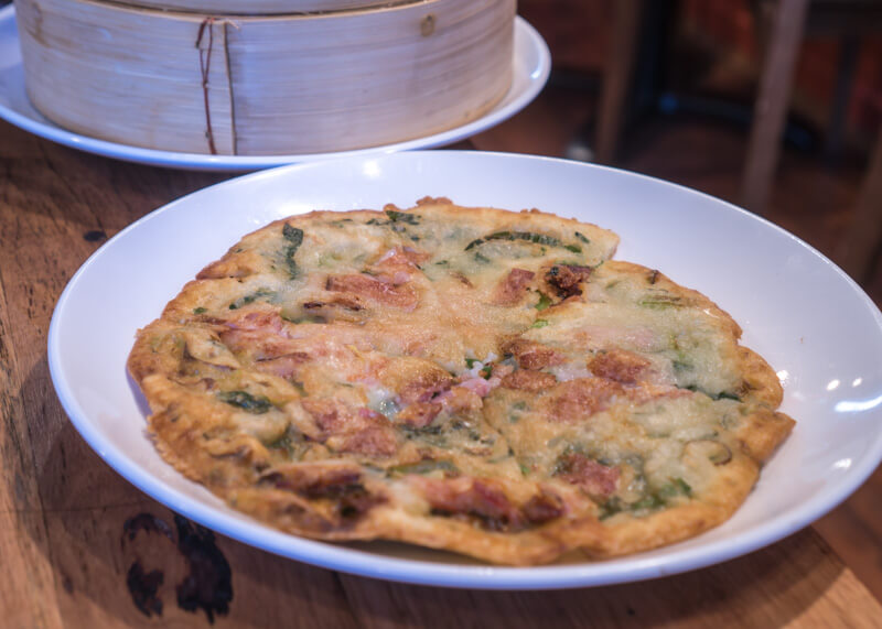 Melbourne travel blog - onion pancake