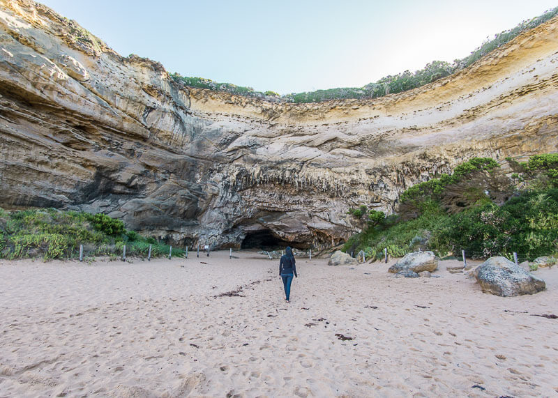 Great Ocean Road Tour From Melbourne - Loch Ard Gorge beach