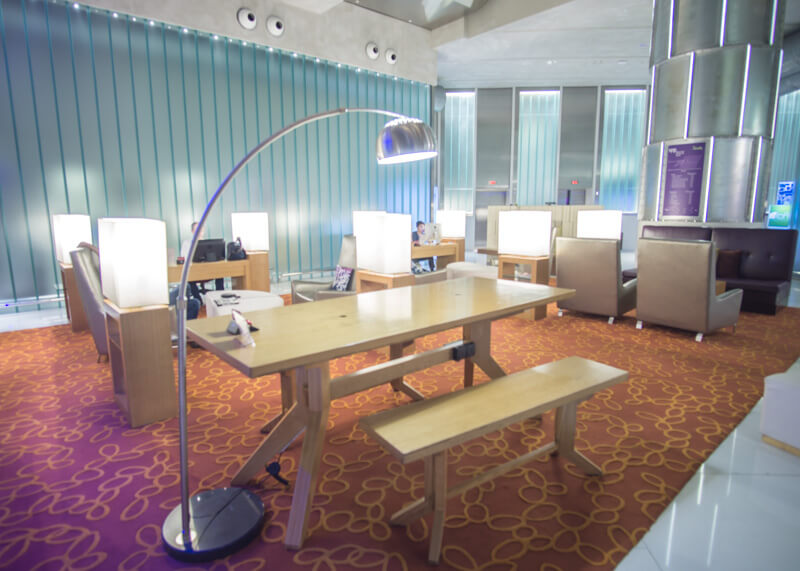 Hotel Aloft KL Sentral - desk and lamp