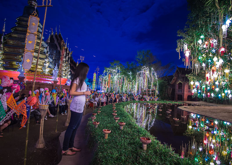 Nieuwjaar chiang mai - door vijver