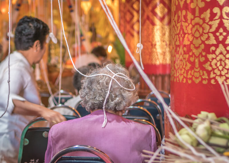 tradición tailandesa de chiang mai de año nuevo