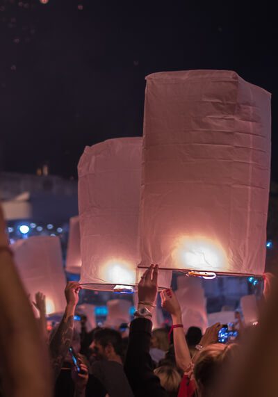 new year chiang mai - crowds and lanterns