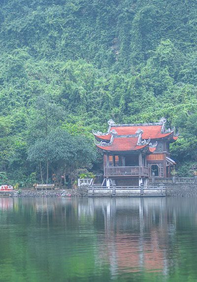 Trang An Grottoes tour - temple by water