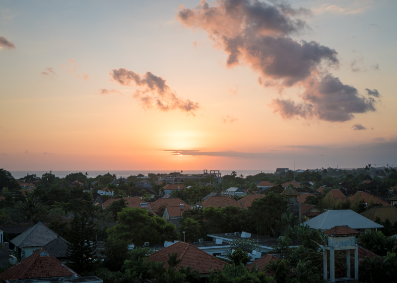 Visiting Seminyak Bali for the first time | Seminyak Bali has many things to do and is worth a visit for those who have Bali on their bucket list. The food is amazing, and the sunsets are beautiful. Click to read more about what you can expect when you visit Seminyak Bali