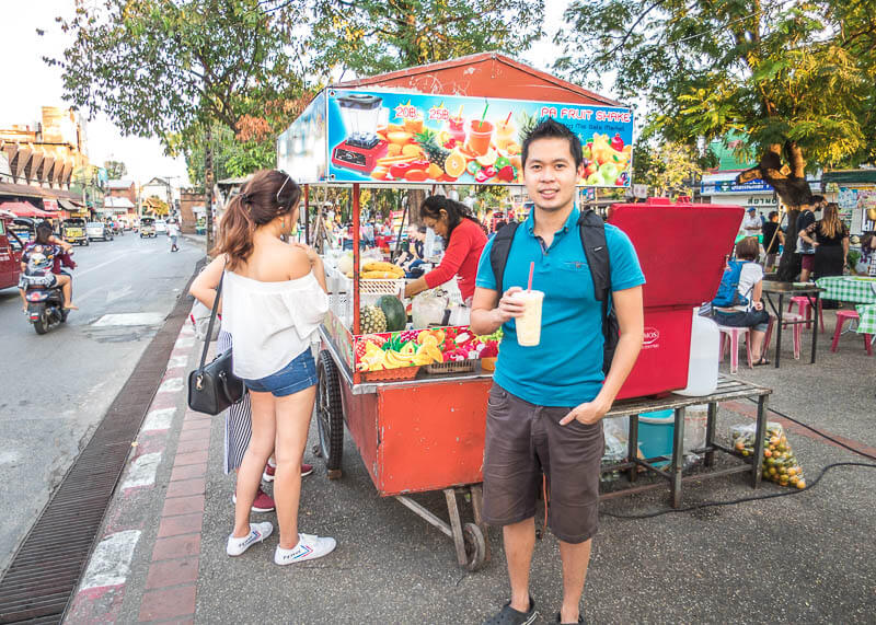 semi-nomadic life in chiang mai - best smoothie stand mrs. pa south gate