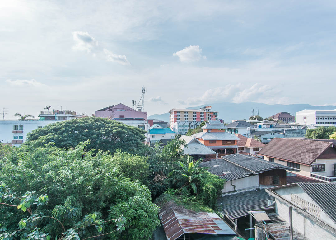 smith suites chiang mai - neighbourhood