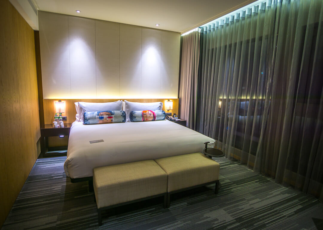 Aloft taipei zhongshan review - bedroom