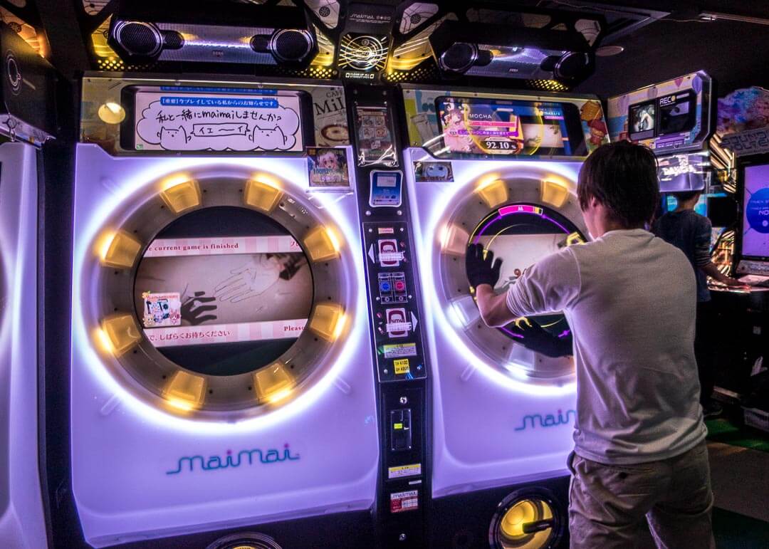 top things to do in Osaka Japan - arcade games