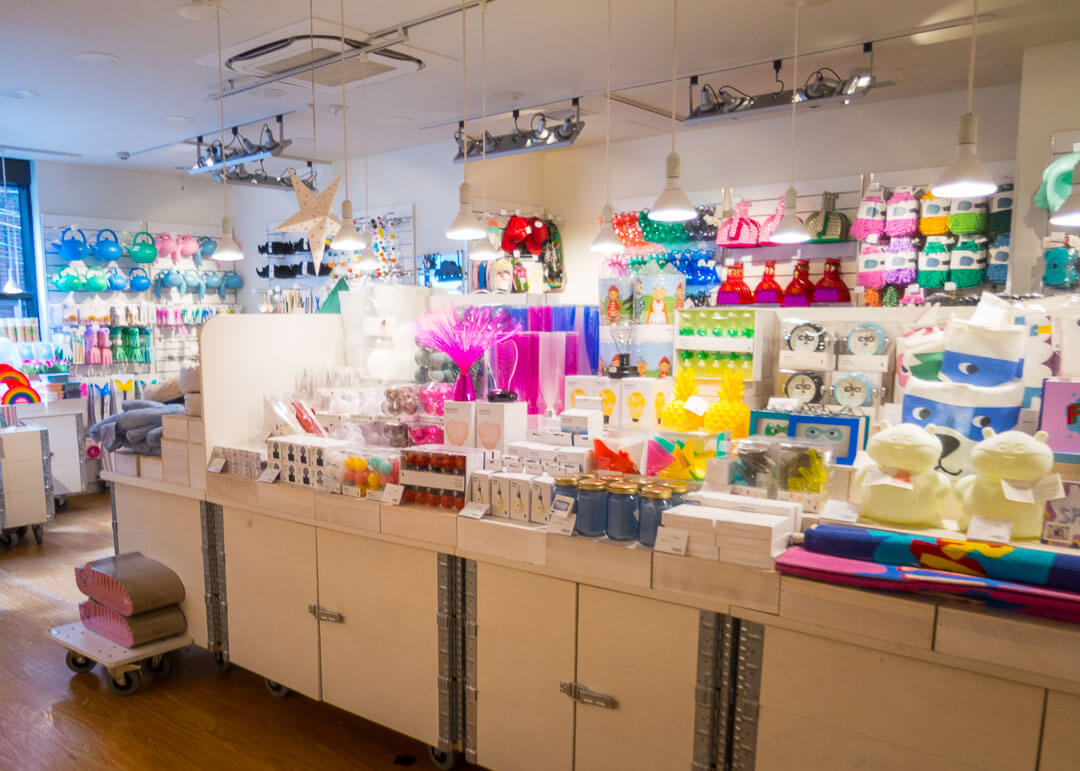 top things to do in Osaka Japan - cute store