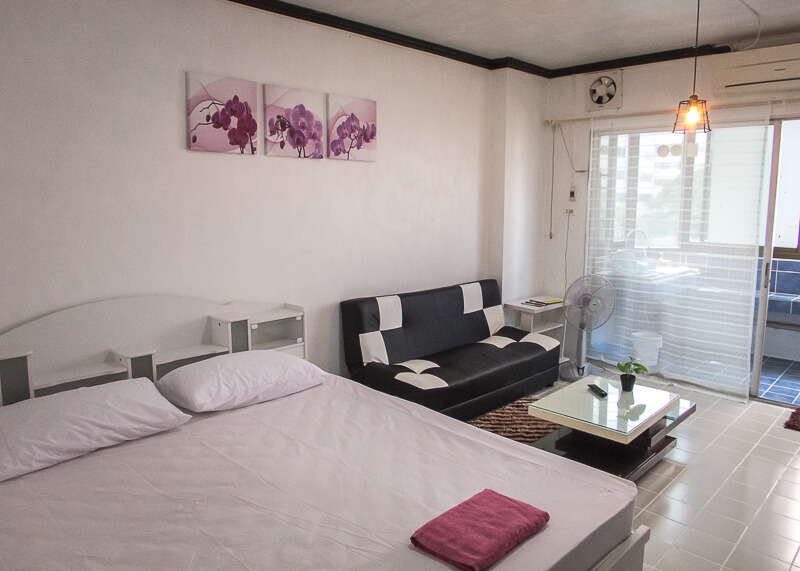 living in chiang mai thailand - apartment hunting 