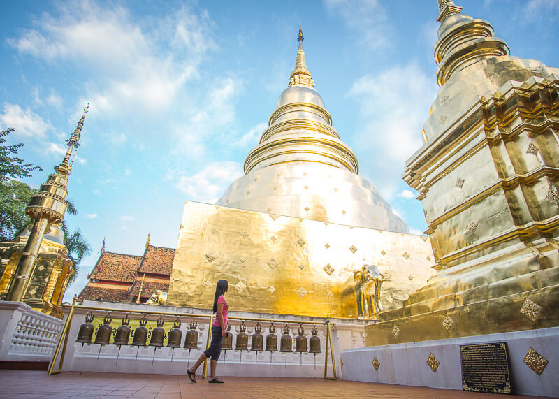 living in chiang mai thailand - wat Pra Singh