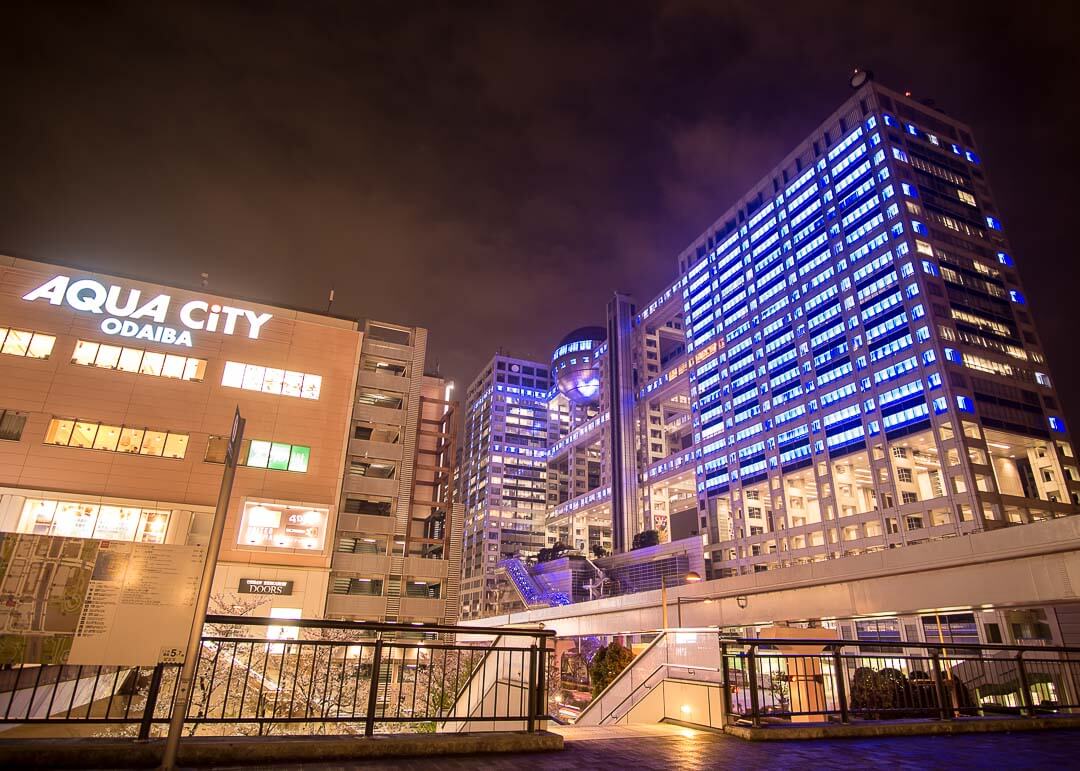 Things to do in odaiba tokyo - Odaiba shopping mall