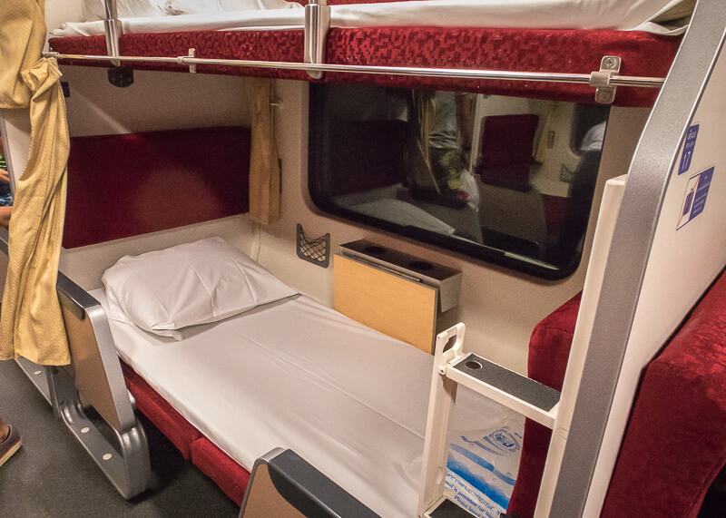 seats converted to beds on chiang mai to bangkok train