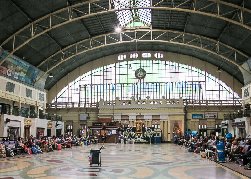 This Is What The Bangkok Train Station Looks Like (aka Hua Lamphong Station) | There are tons of things to do in Krabi and Bangkok. If you’re trying to plan how to get from one place to the next during your vacation or honeymoon, you will want to read this post on your travel options in Thailand and what Thailand train travel looks like! Beach travel #travel #nomad #lifestyle #destinations #thailand #krabi #phuket #slowtravel #wanderlust