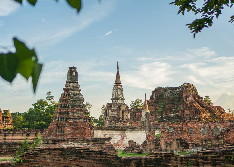 bangkok to ayutthaya train - temples