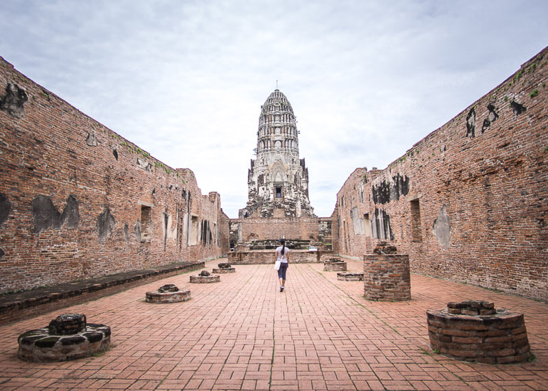 The Best Way To Visit Ayutthaya Historical Park | Learn insider tips about Ayutthaya to make your trip awesome. Find photography ideas on what to include in your itinerary for your travel. Learn why you should spend more than one day in Ayutthaya Thailand things to do in this city. #travel #destinations #thailand #culturetravel #Ayutthaya #slowtravel #wanderlust #romantictravel #thailandtravel | culture travel | Romantic travel | Thailand travel | Honeymoon | Asia Travel | Round the world trip